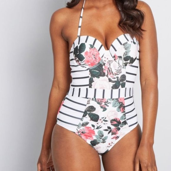 New ModCloth White Stripe Swimsuit - Picture 3 of 5